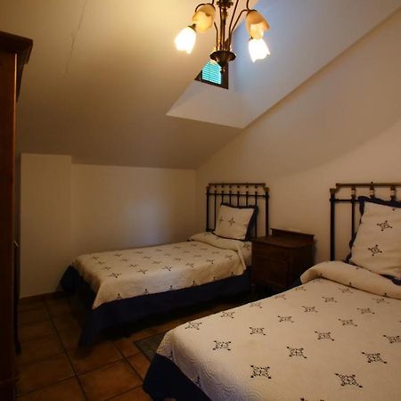 Casa Rural Plaza Vieja Saldaña 外观 照片